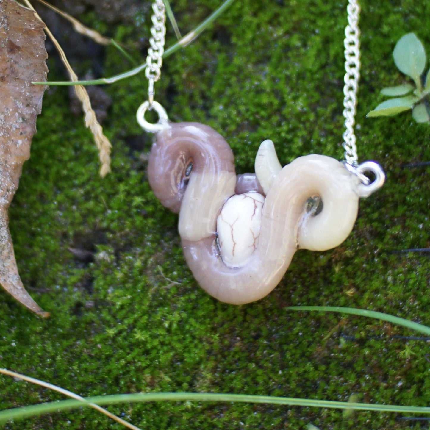 Howlite Skull Worm Necklace