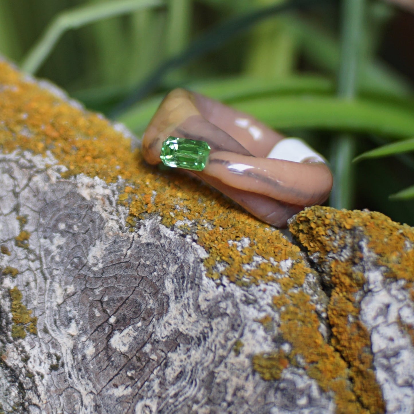 Uranium Glass Ring Worm