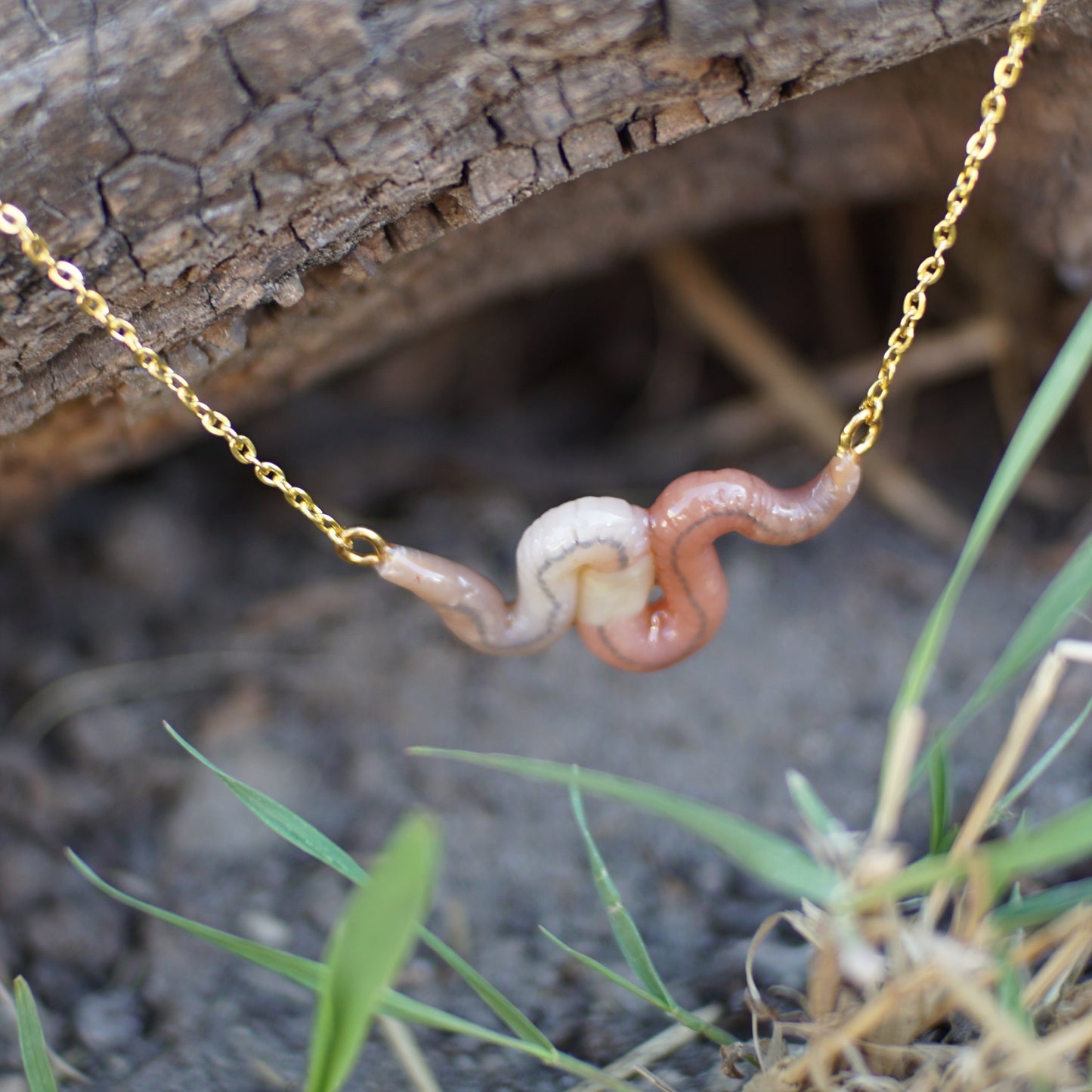 Wavy Worm Necklace (4 Styles)